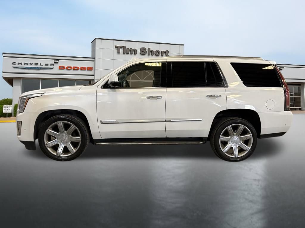 Used 2020 Cadillac Escalade Premium Luxury image 2