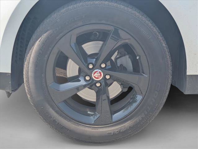 Used 2020 Jaguar F-PACE Premium AWD/4WD image 9