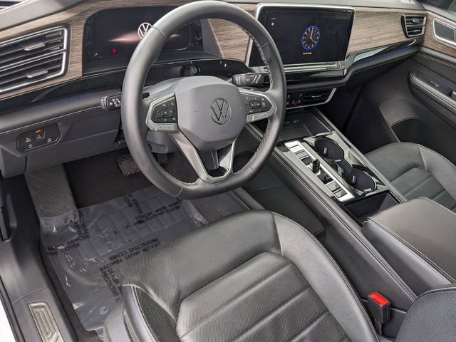 Used 2024 Volkswagen Atlas SEL AWD/4WD image 11