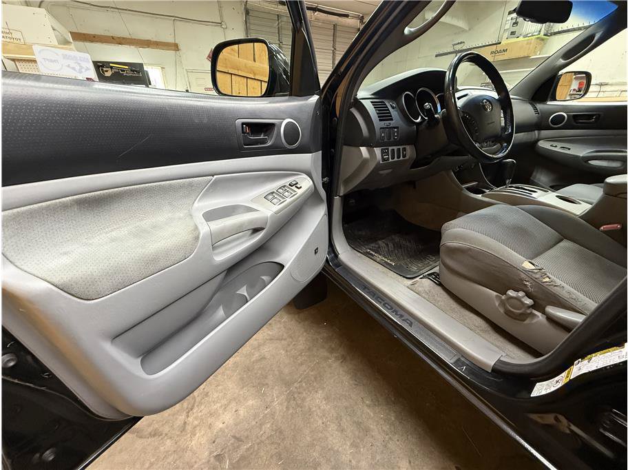Used 2007 Toyota Tacoma 4x4 Double Cab w/ TRD Sport Pkg #3 image 17
