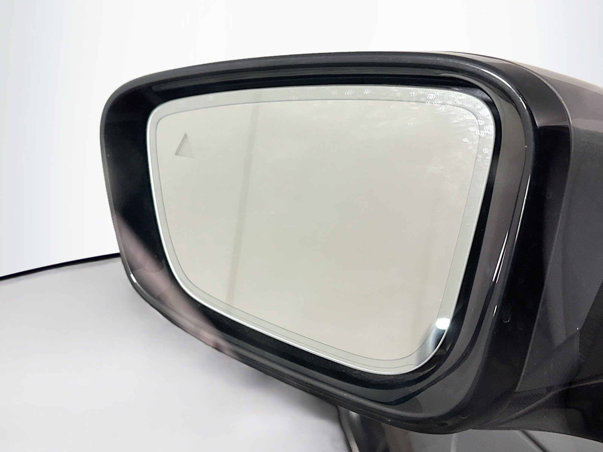 Used 2023 BMW 330e w/ M Sport Package image 16