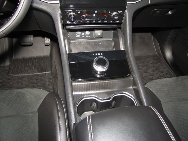 Used 2025 Jeep Grand Cherokee Altitude AWD/4WD image 16