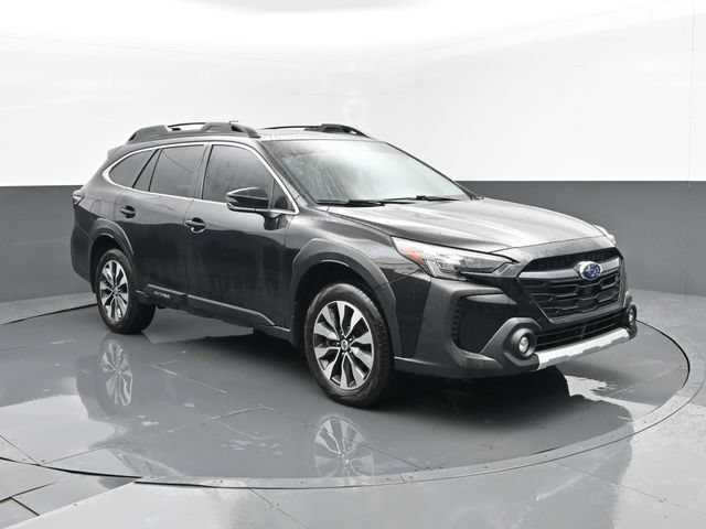Used 2025 Subaru Outback Limited AWD/4WD image 3