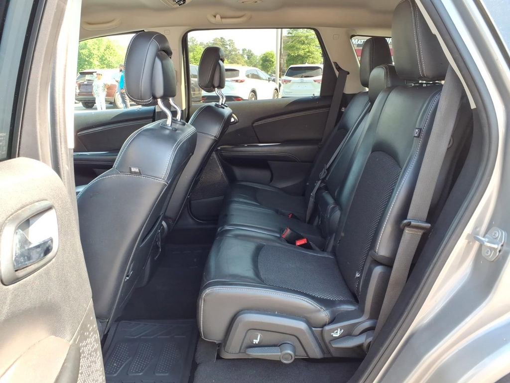 Used 2018 Dodge Journey Crossroad FWD image 6