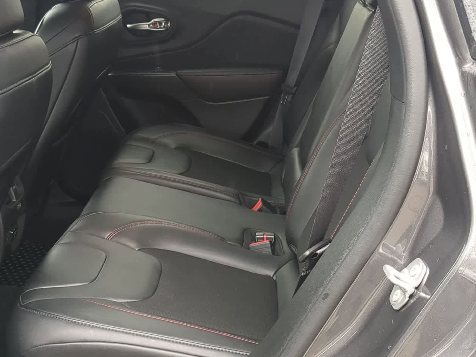 Certified 2022 Jeep Cherokee Trailhawk image 19