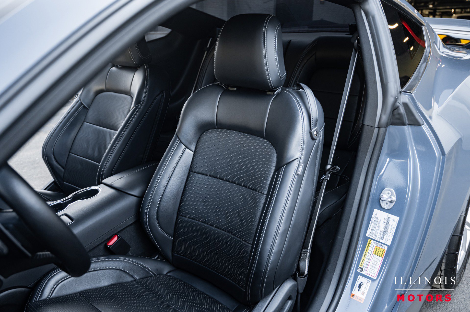 Used 2025 Ford Mustang GT Premium image 17