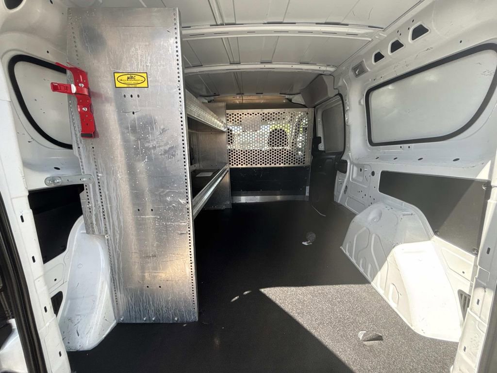 Used 2021 RAM ProMaster City Tradesman image 12