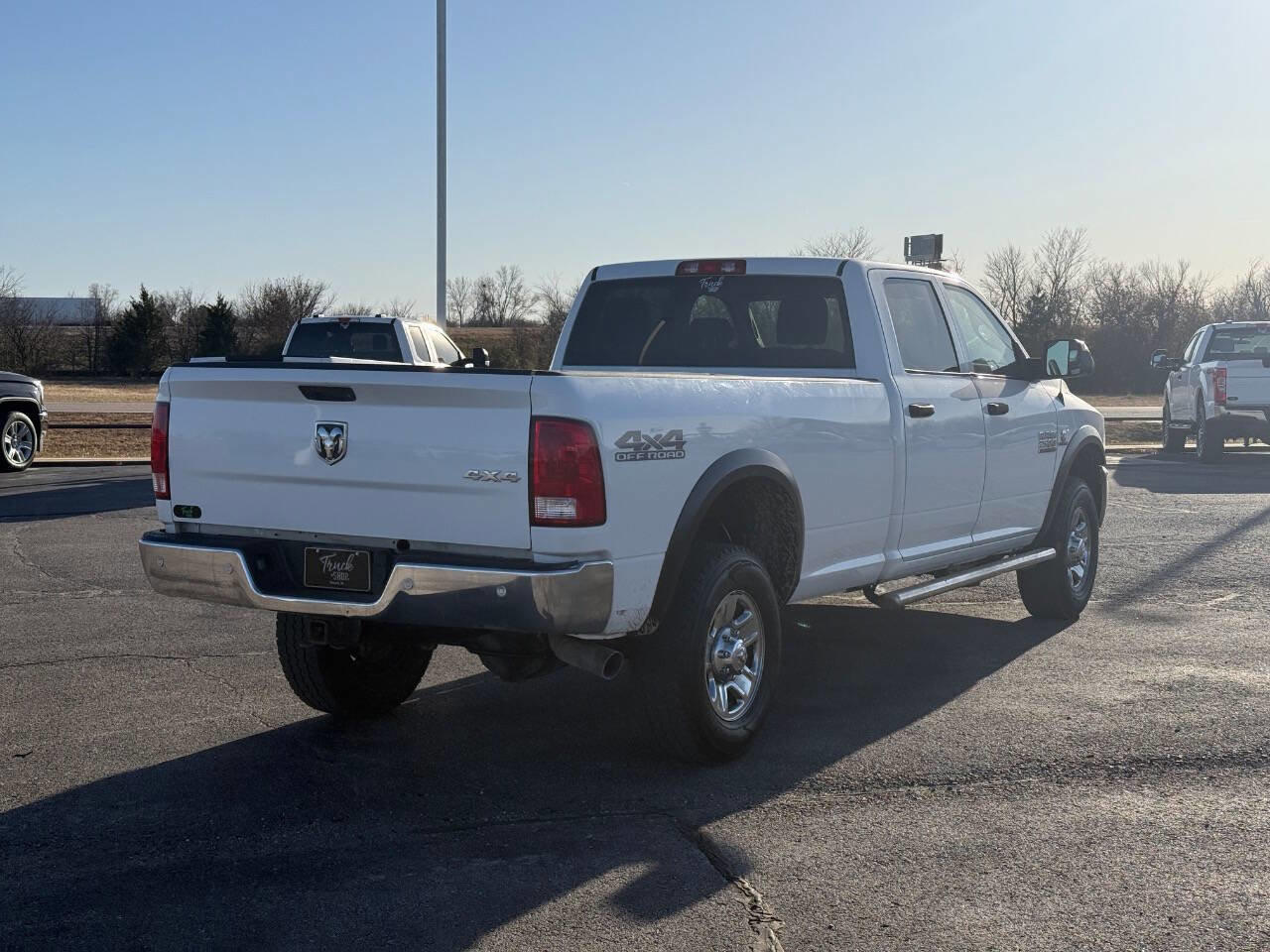 Used 2018 RAM 2500 Tradesman w/ Chrome Appearance Group image 5