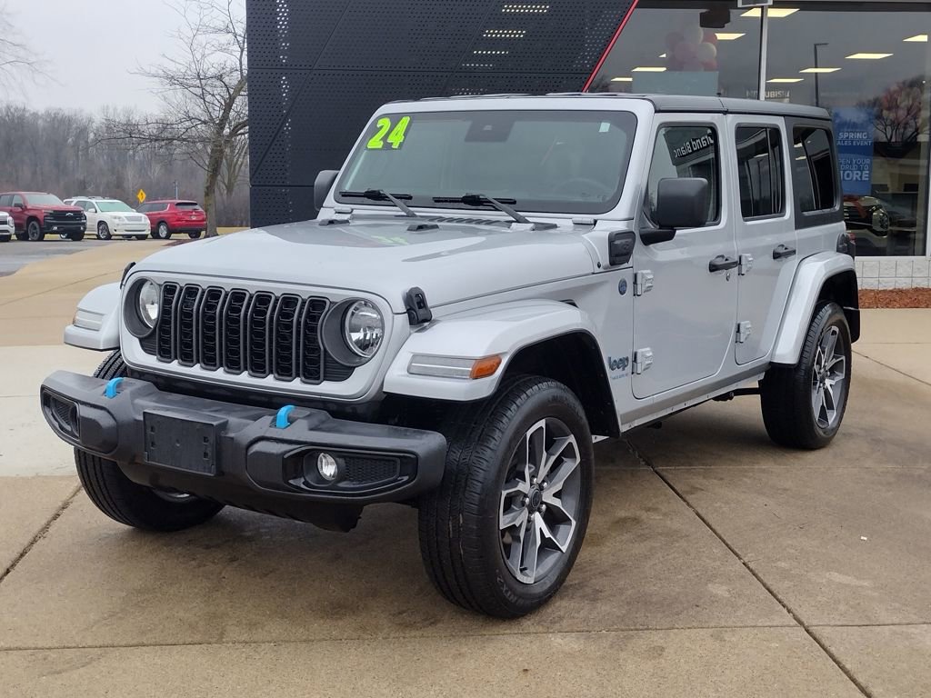 Used 2024 Jeep Wrangler Unlimited w/ Convenience Group image 1