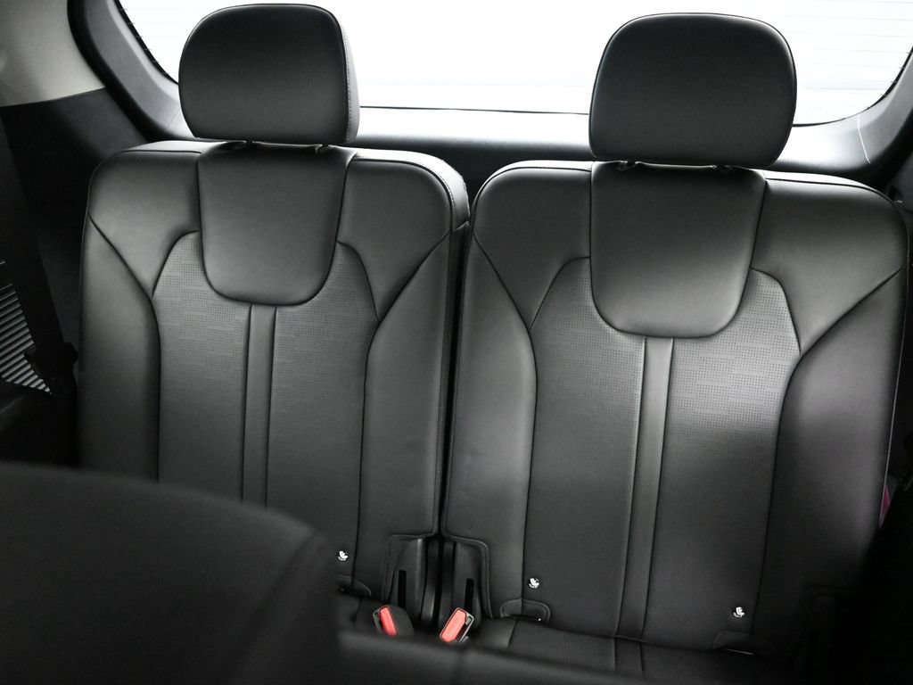 Certified 2026 Kia Sorento EX AWD/4WD image 29