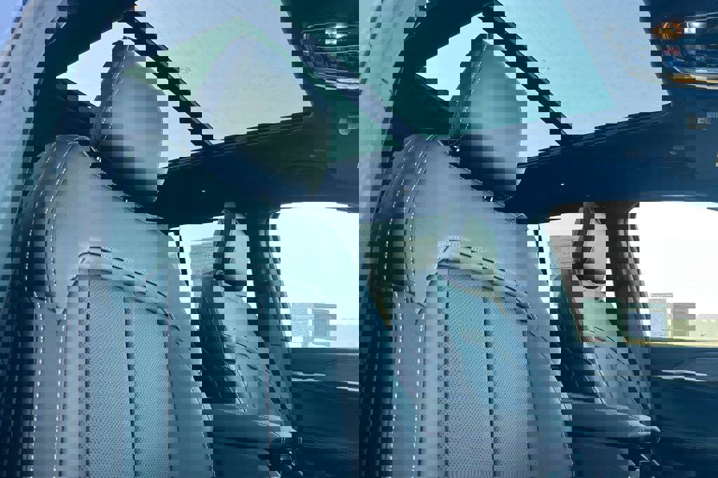 New 2026 Jeep Grand Cherokee Limited image 17