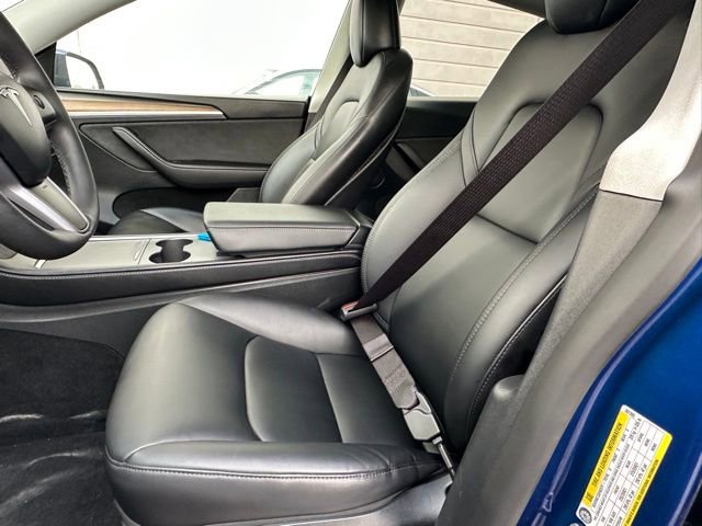 Used 2024 Tesla Model Y Performance image 8