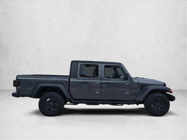 Used 2024 Jeep Gladiator Sport image 4