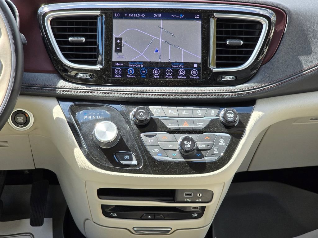 Used 2018 Chrysler Pacifica Limited w/ Advanced Safetytec Group image 16