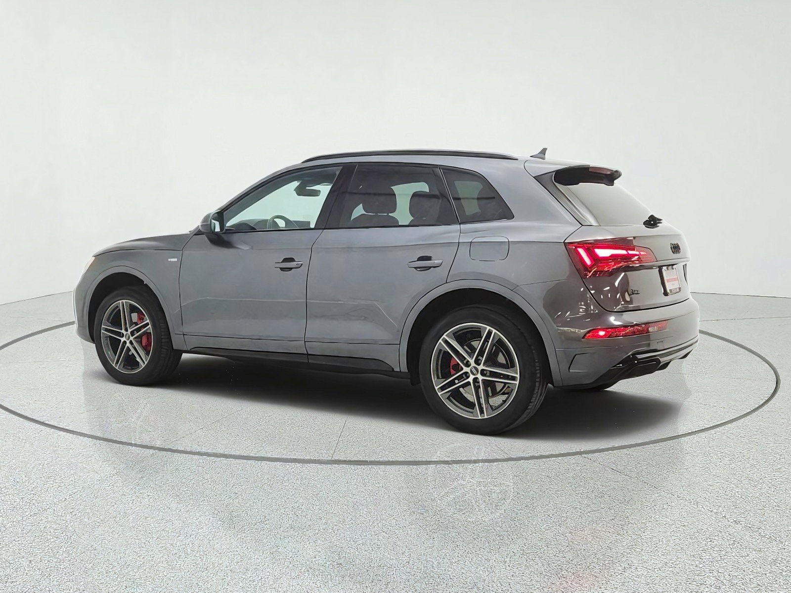 Used 2024 Audi Q5 e Premium Plus w/ Premium Plus Package AWD/4WD image 7