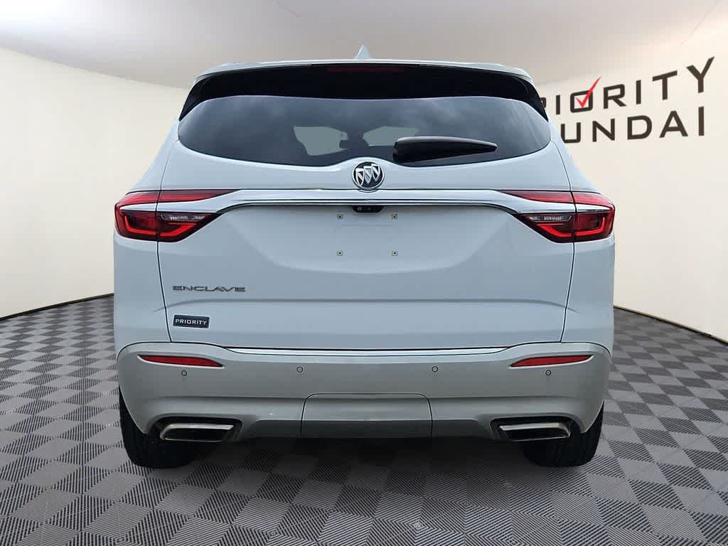 Used 2020 Buick Enclave Premium w/ Surround and Sites Package FWD image 5