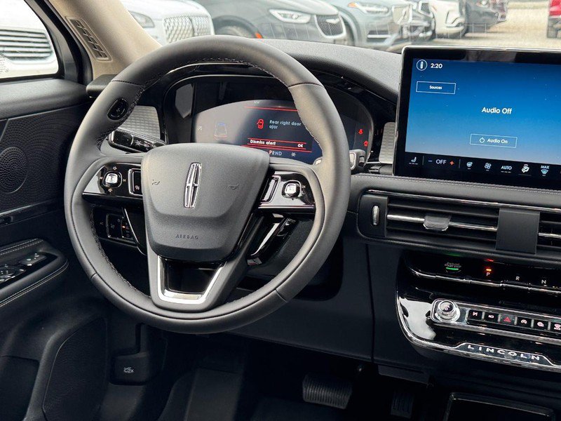 Certified 2025 Lincoln Corsair AWD w/ Equipment Group 101A image 14