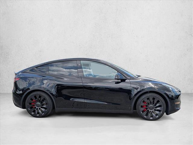 Used 2025 Tesla Model Y Performance AWD/4WD image 4