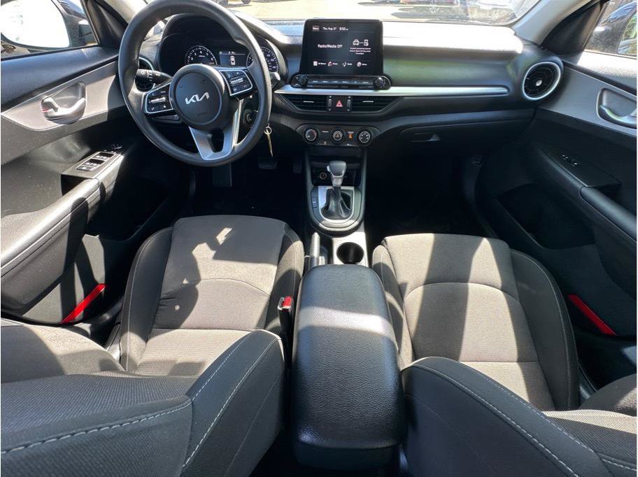 Used 2023 Kia Forte LXS FWD image 20