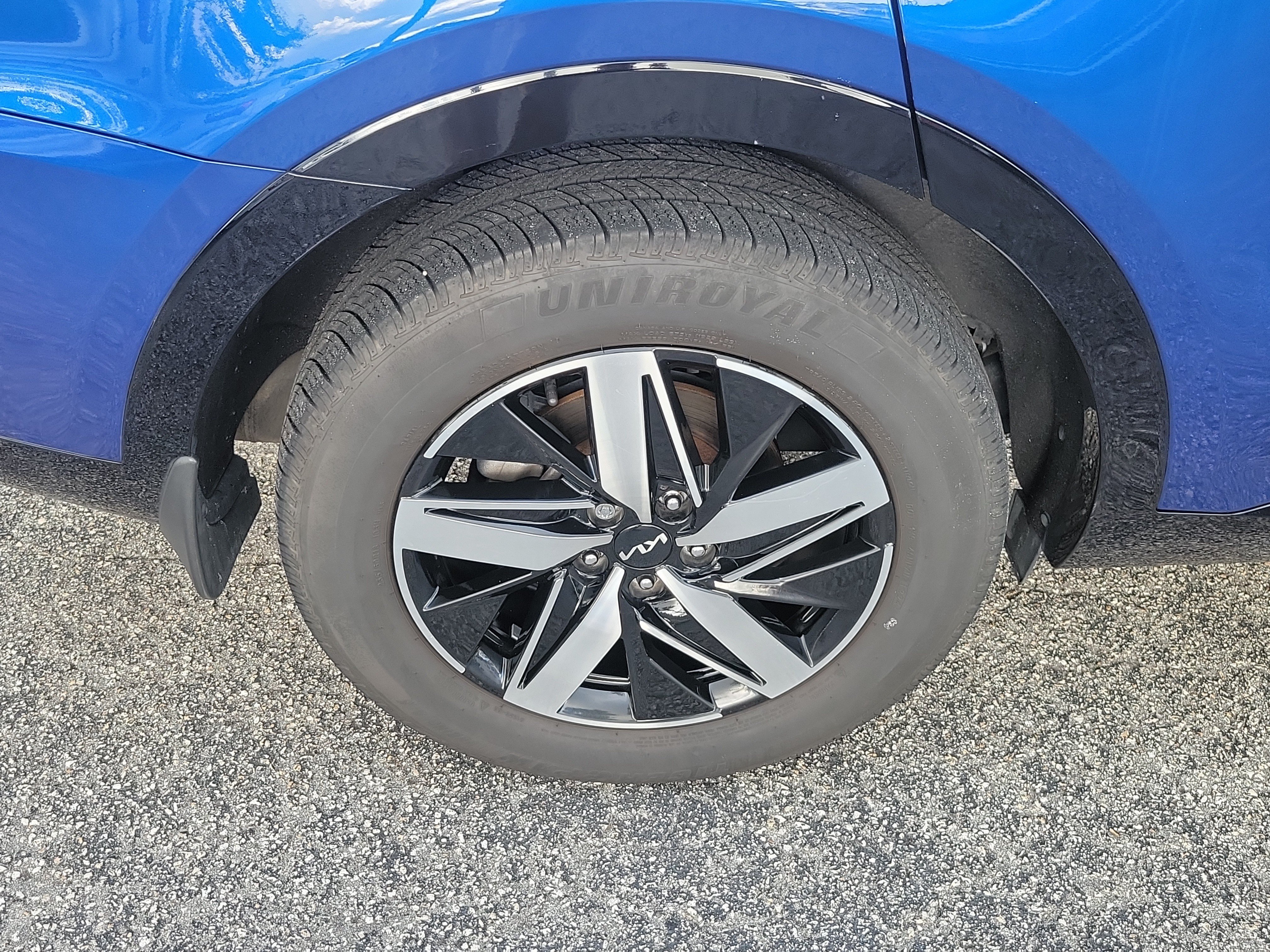 Used 2022 Kia Sorento EX w/ Panoramic Sunroof Package FWD image 42