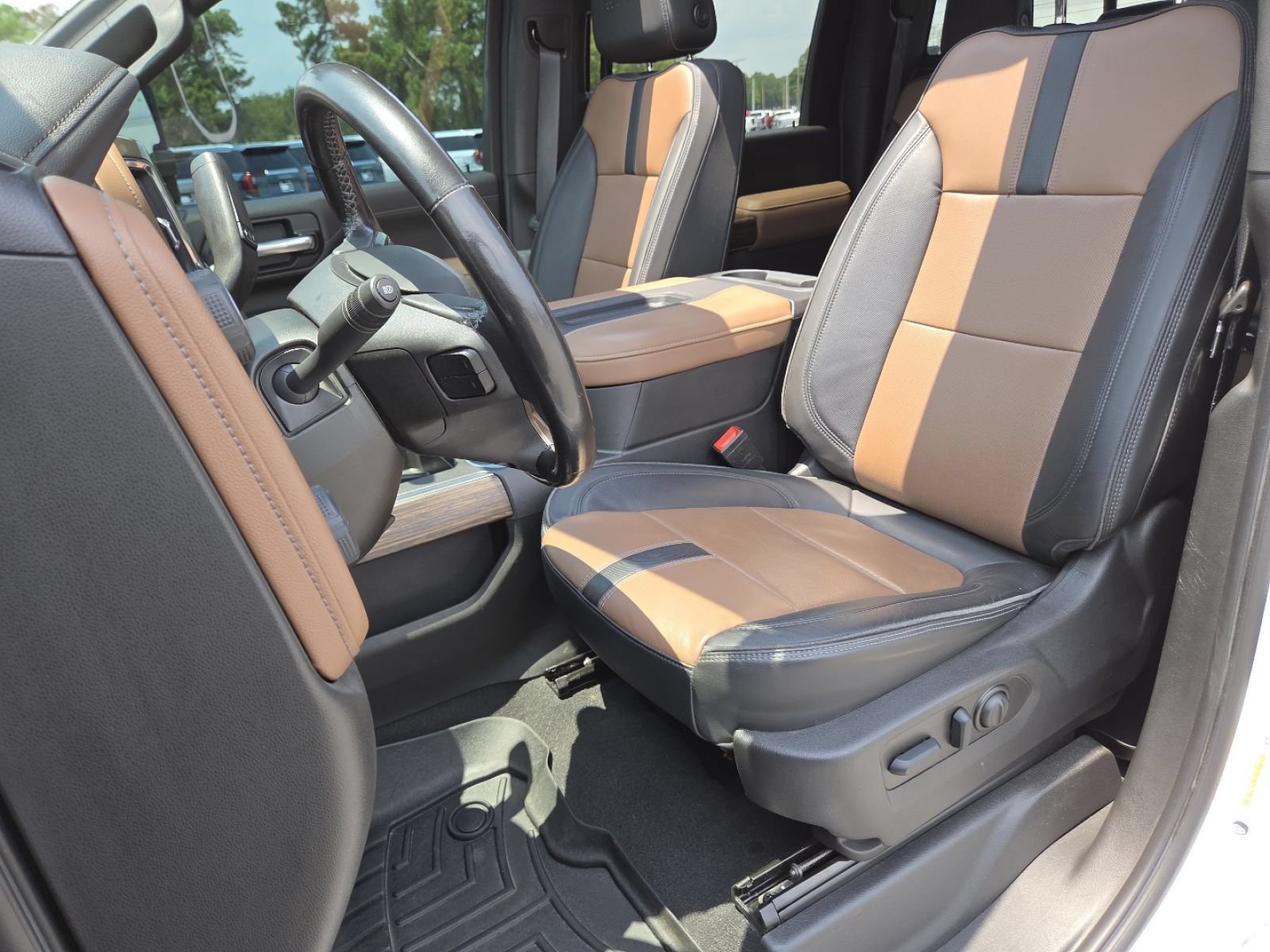 Used 2022 Chevrolet Silverado 2500 High Country w/ Z71 Off-Road Package AWD/4WD image 29