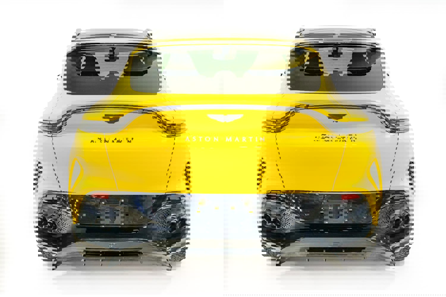 Used 2023 Aston Martin DBX 707 image 7