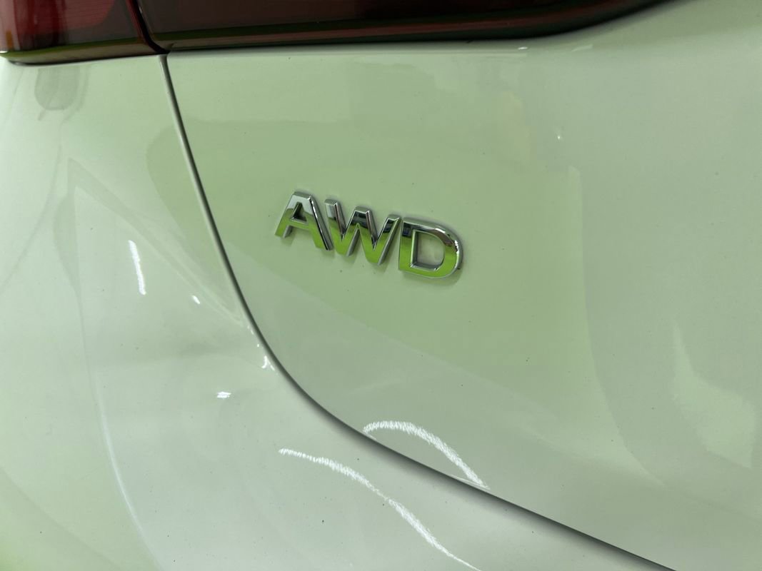 Used 2022 INFINITI Q50 Luxe w/ Cargo Package AWD/4WD image 12