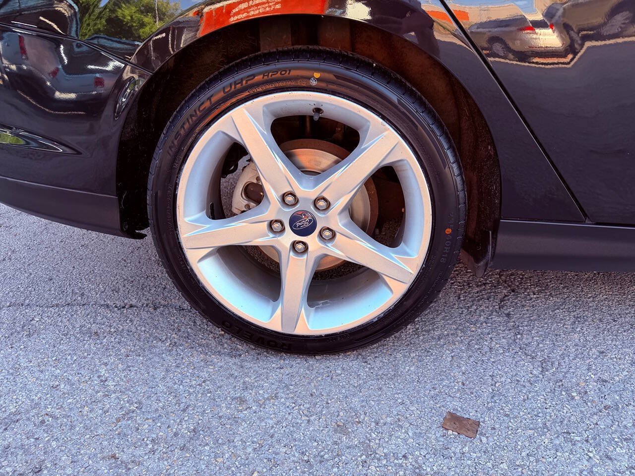 Used 2012 Ford Focus Titanium FWD image 36