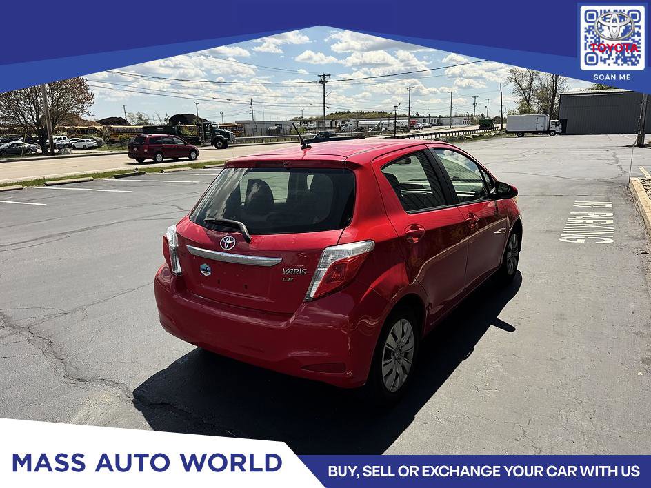Used 2012 Toyota Yaris LE FWD image 2