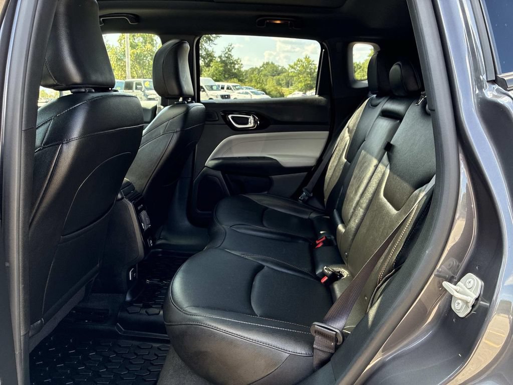 Used 2024 Jeep Compass Limited w/ Sun and Sound Group AWD/4WD image 15