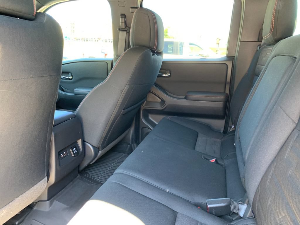 Used 2023 Nissan Frontier PRO-4X w/ Pro Convenience Package AWD/4WD image 14