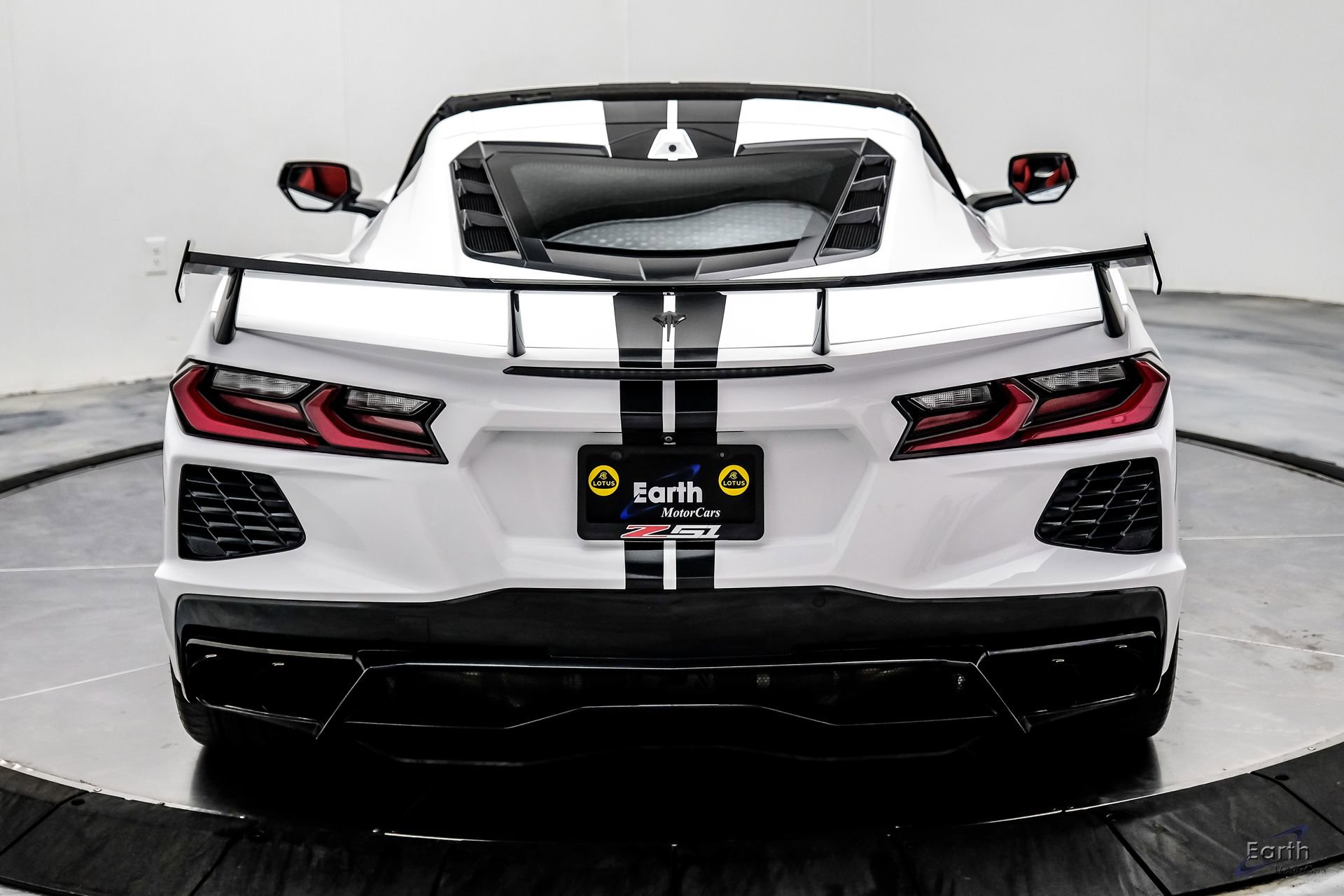 Used 2020 Chevrolet Corvette Stingray Premium Cpe w/ 3LT Preferred Equipment Group image 16