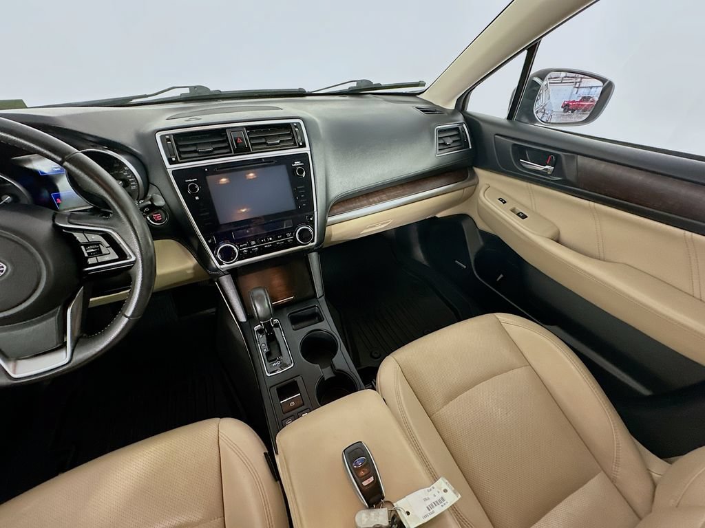 Used 2019 Subaru Outback 2.5i Limited AWD/4WD image 11