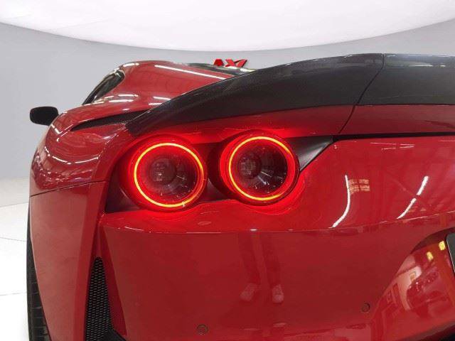 Used 2019 Ferrari 812 Superfast RWD image 26