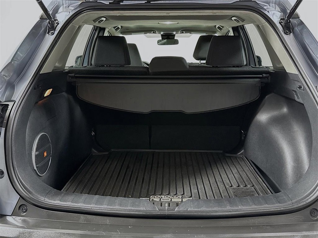 Used 2022 Toyota Corolla Cross LE image 16