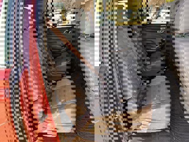 Used 2019 GMC Yukon XL Denali w/ Open Road Package image 31