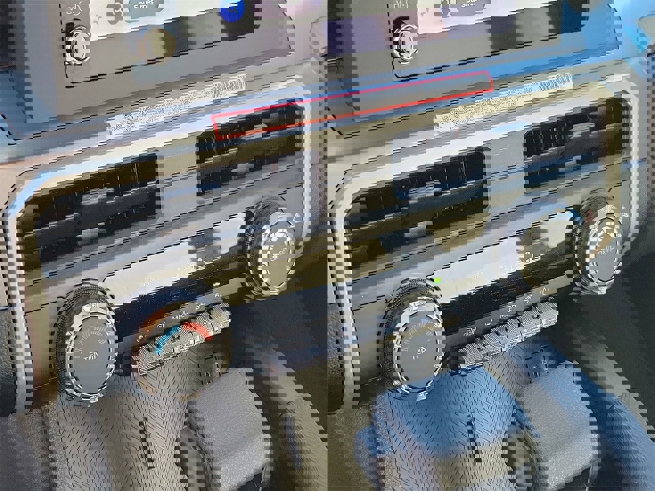 New 2026 Toyota Tacoma SR5 image 25