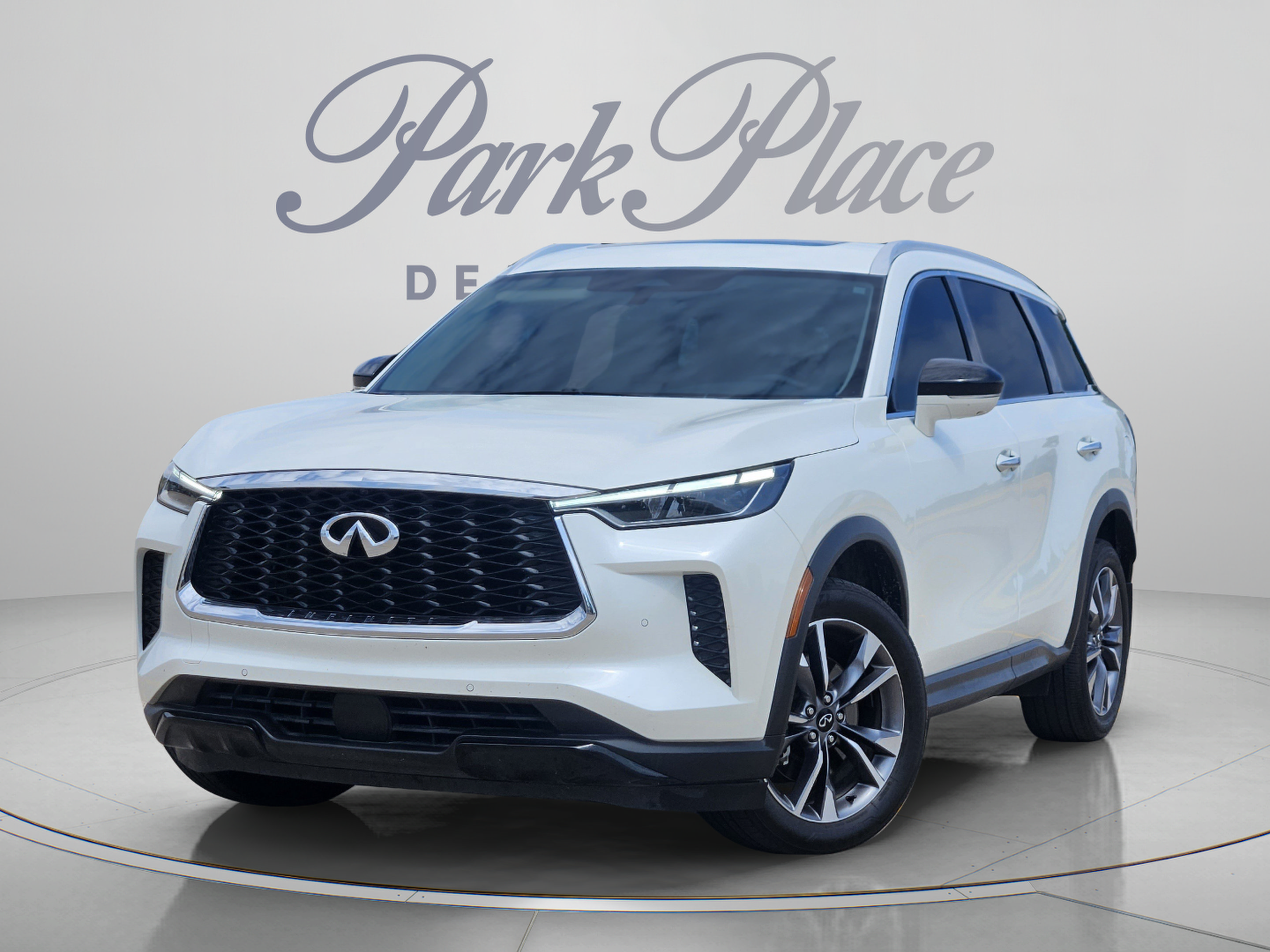 Used 2024 INFINITI QX60 Luxe FWD image 1