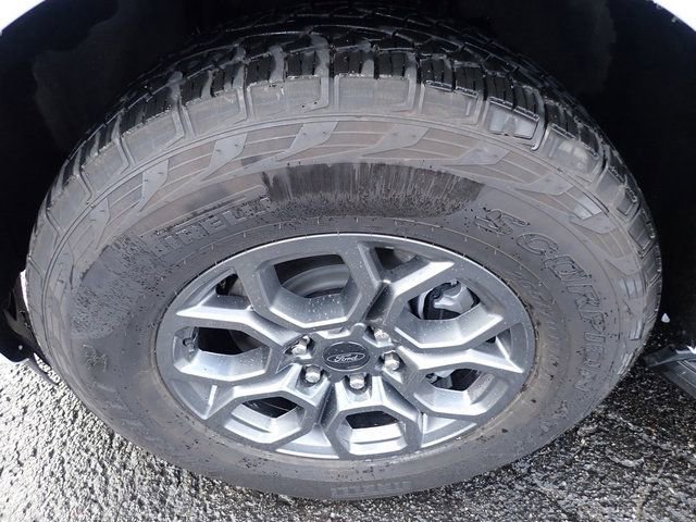 Certified 2025 Ford Expedition Active AWD/4WD image 13