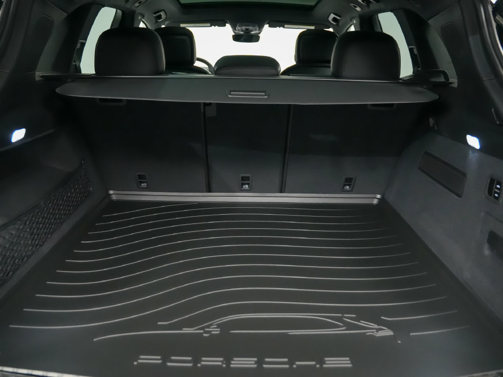 New 2026 Porsche Cayenne S AWD/4WD image 13