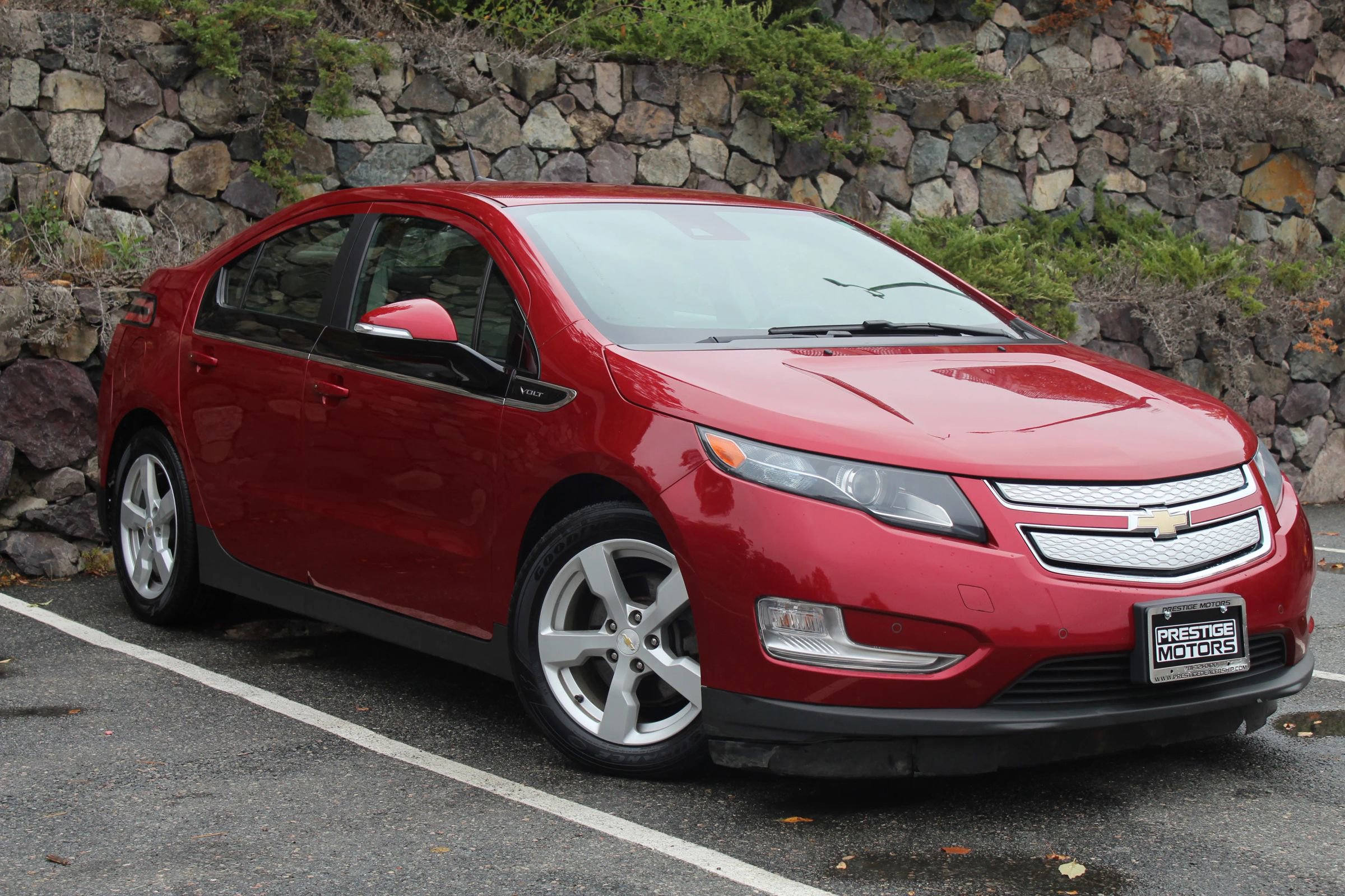 Used 2014 Chevrolet Volt Premium w/ Premium Trim Package image 4