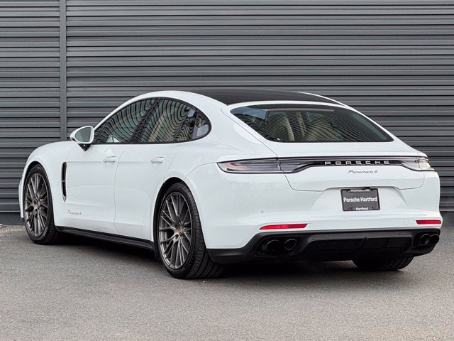 Used 2023 Porsche Panamera 4 Platinum Edition AWD/4WD image 3