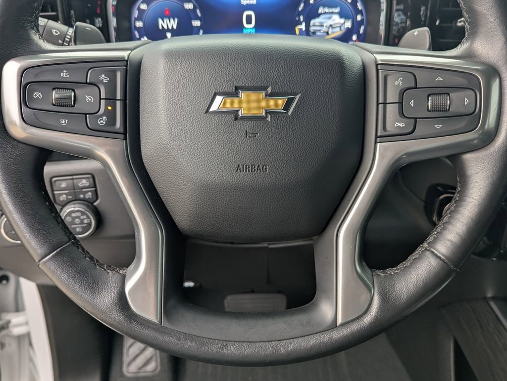 Certified 2022 Chevrolet Silverado 1500 LTZ w/ LTZ Premium Package AWD/4WD image 5