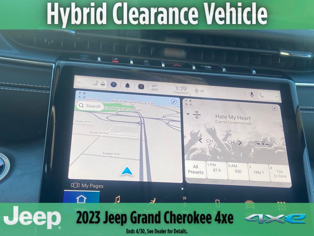 New 2023 Jeep Grand Cherokee Overland image 25