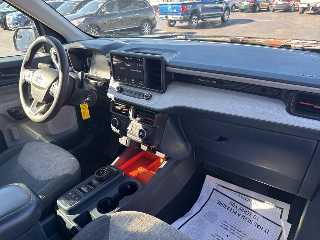 Used 2022 Ford Maverick XLT image 40