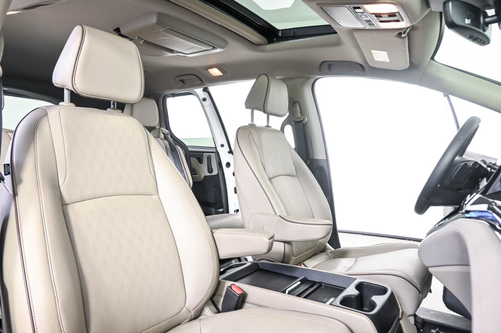 Used 2022 Honda Odyssey Elite image 22