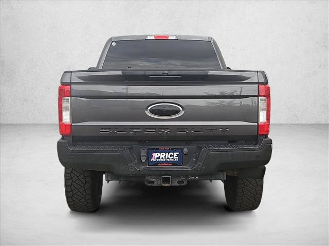 Used 2017 Ford F250 XLT w/ XLT Value Package AWD/4WD image 7