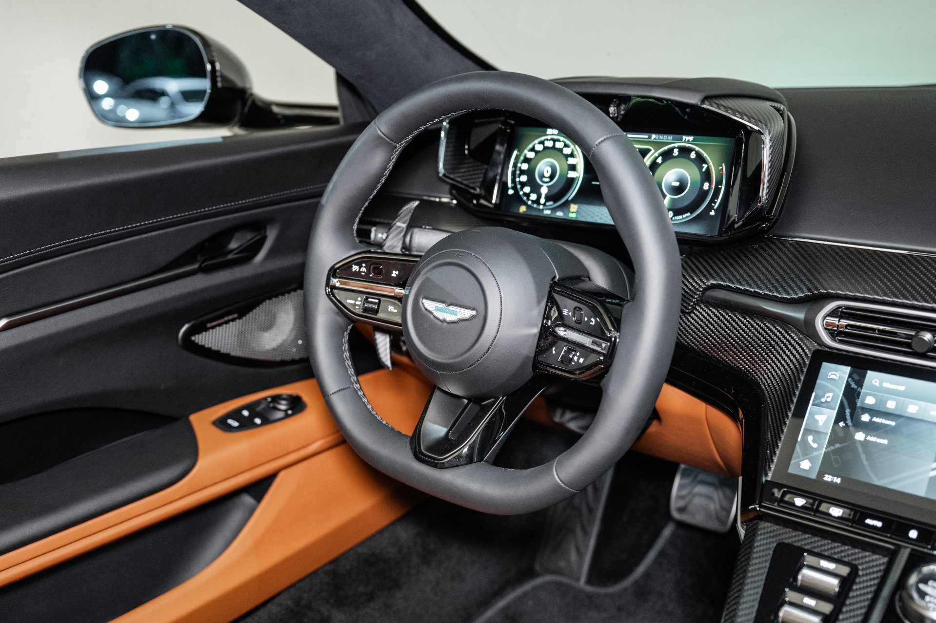 New 2026 Aston Martin V8 Vantage Roadster image 19