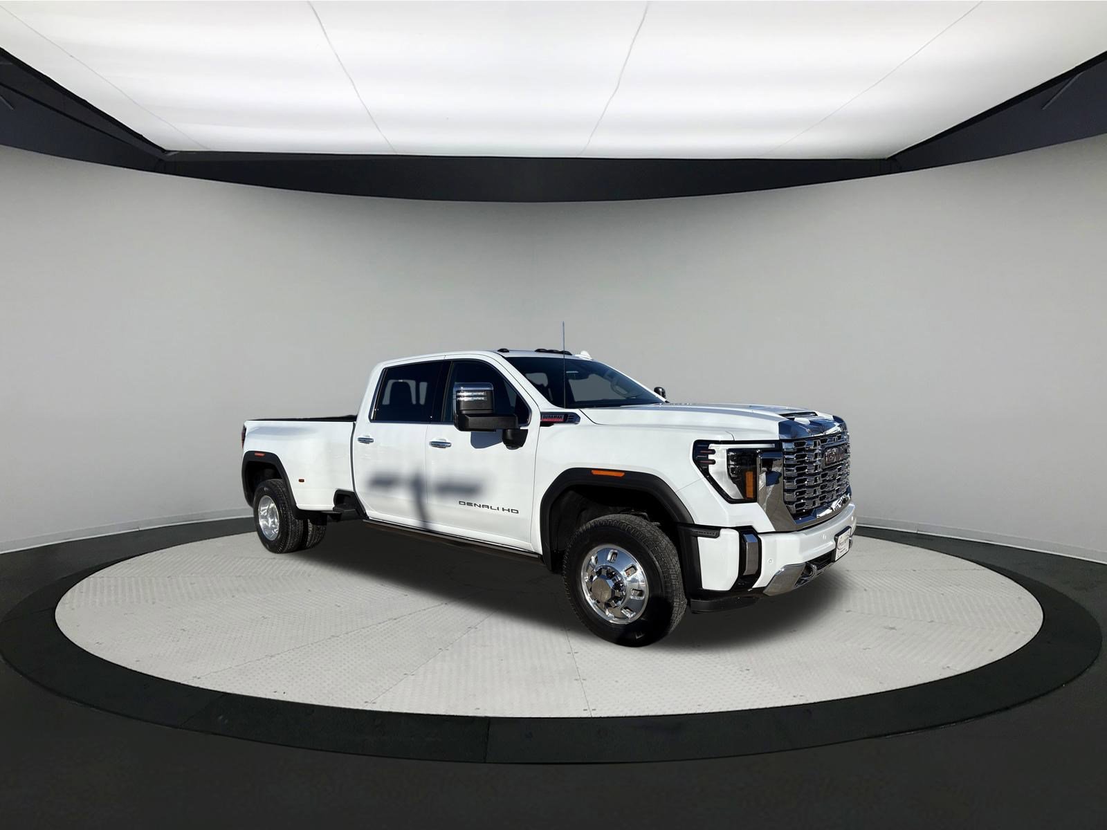 New 2026 GMC Sierra 3500 Denali w/ Denali Reserve Package image 1