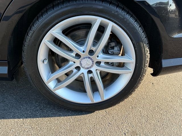 Used 2013 Mercedes-Benz C 300 4MATIC Sedan image 14